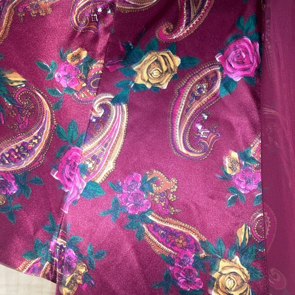 Vintage Victoria's Secret Floral Robe - Picture 4 of 8